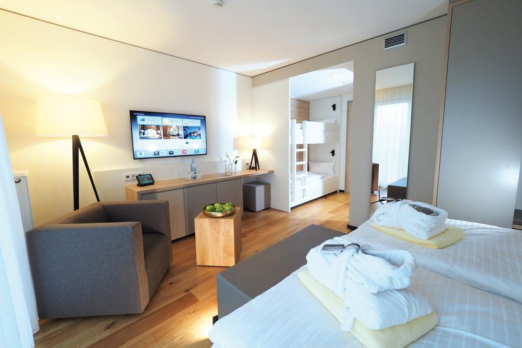 Wonnemar Resort-Hotel วิสมาร์ ภายนอก รูปภาพ